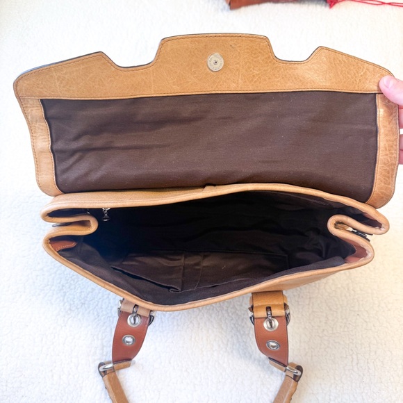 DNB - Picture 7 of 15